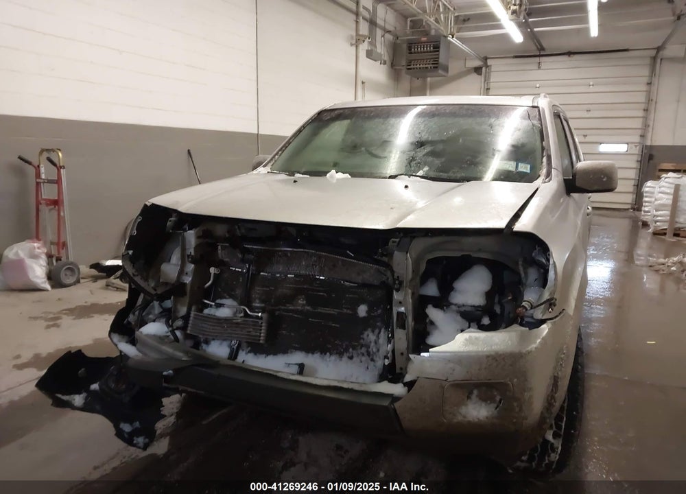 2011 HONDA PILOT EX-L VIN: 5FNYF4H50BB053407