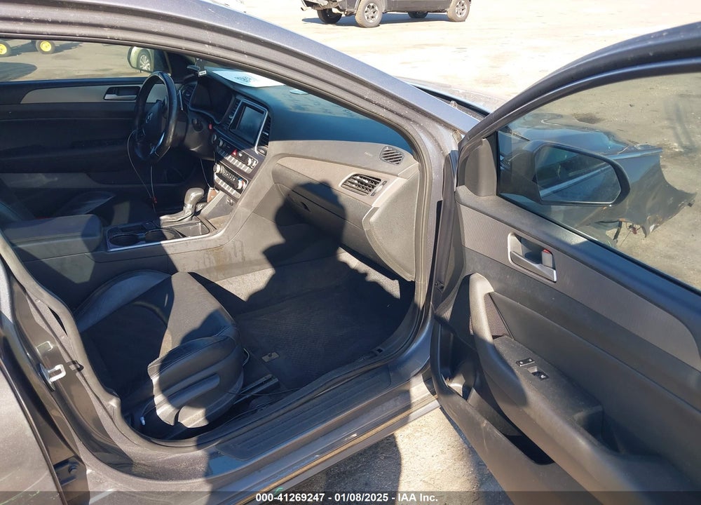 2018 HYUNDAI SONATA VIN: 5NPE34AFXJH650370