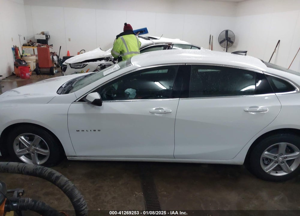 2021 CHEVROLET MALIBU VIN: 1G1ZC5ST4MF085276