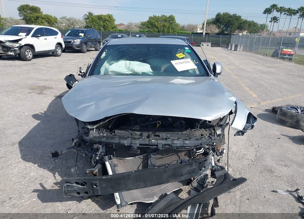 2018 INFINITI Q60 VIN: JN1CV7EK9JM200275