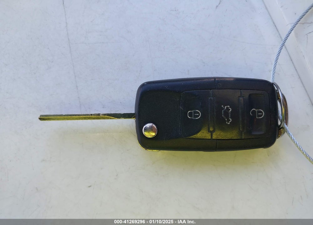2010 VOLKSWAGEN JETTA S VIN: 3VWJX7AJ9AM024776