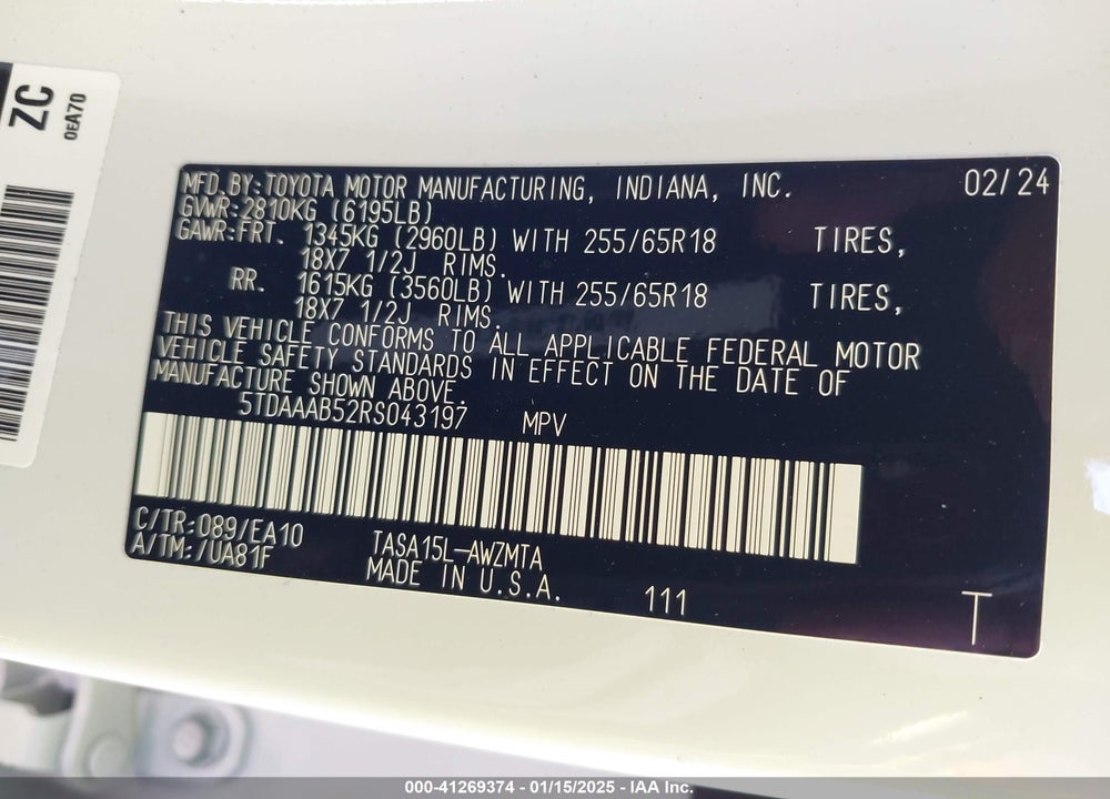 2024 TOYOTA GRAND HIGHLANDER XLE VIN: 5TDAAAB52RS043197