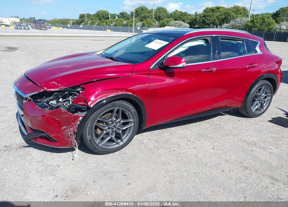 2018 INFINITI QX30 PREMIUM VIN: SJKCH5CP8JA052755