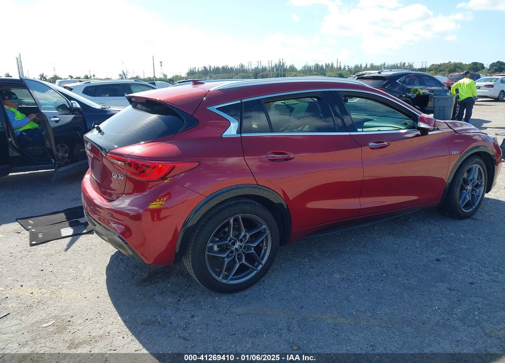 2018 INFINITI QX30 PREMIUM VIN: SJKCH5CP8JA052755