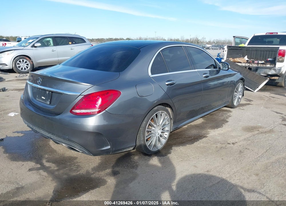 2017 MERCEDES-BENZ C 300 LUXURY/SPORT VIN: WDDWF4JB3HR244237