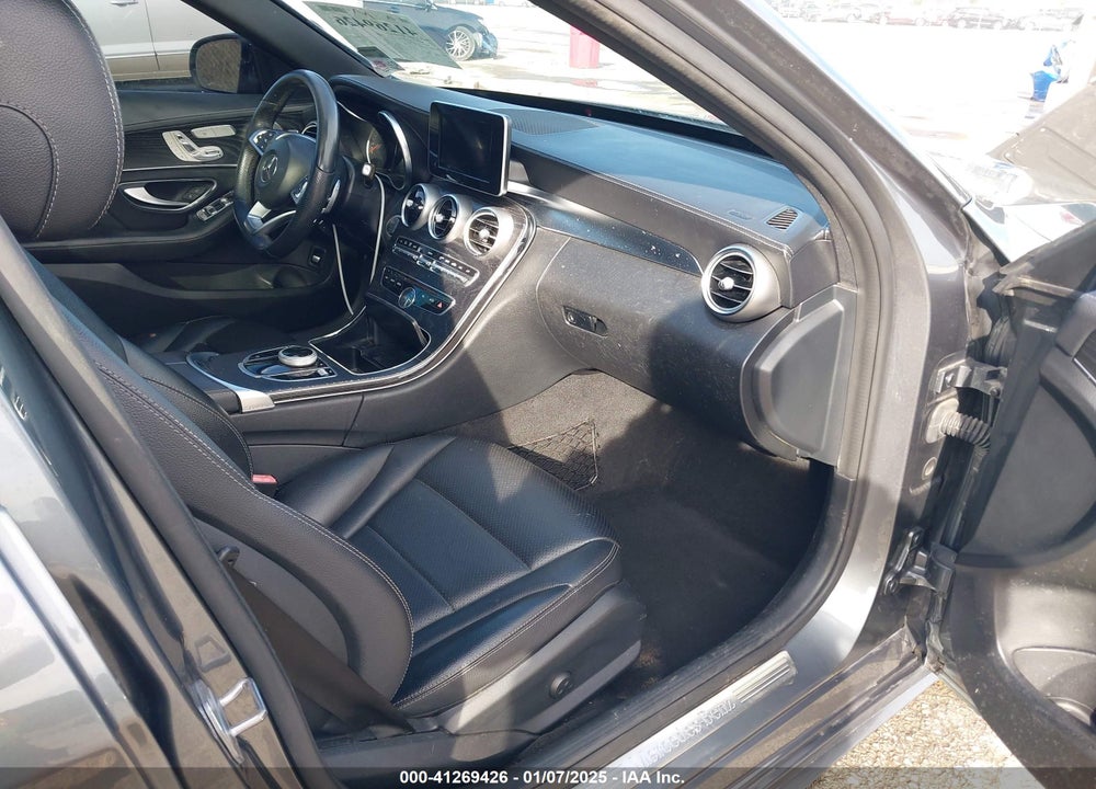 2017 MERCEDES-BENZ C 300 LUXURY/SPORT VIN: WDDWF4JB3HR244237