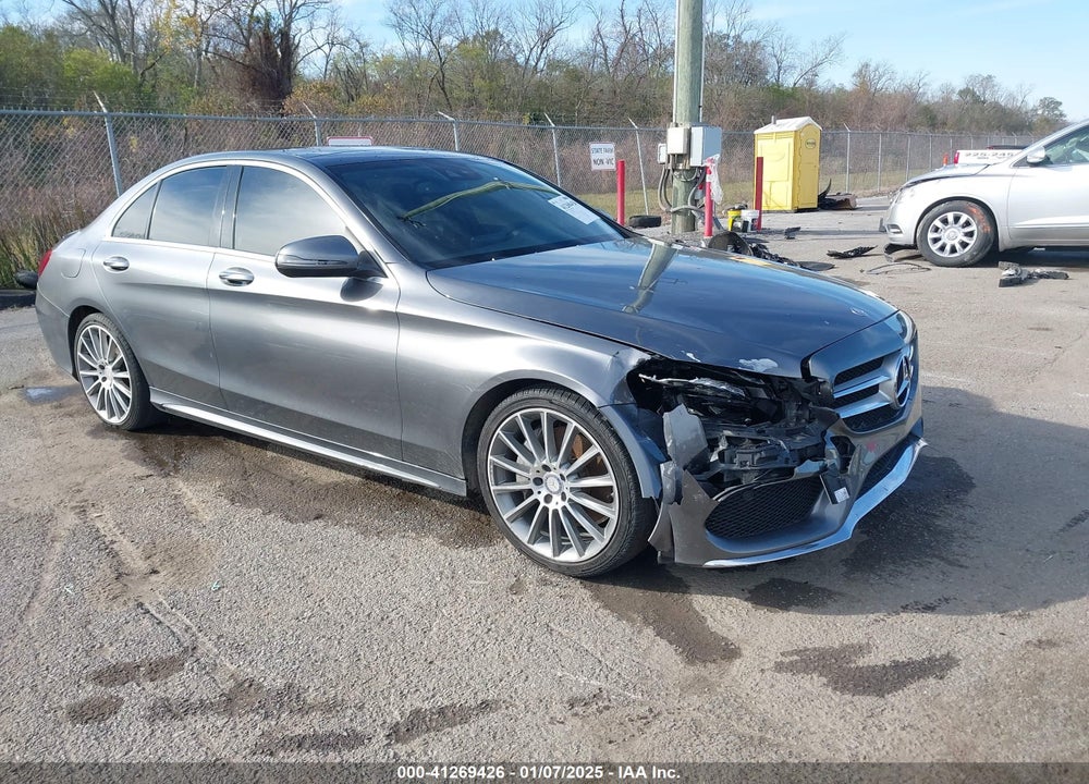 2017 MERCEDES-BENZ C 300 LUXURY/SPORT VIN: WDDWF4JB3HR244237