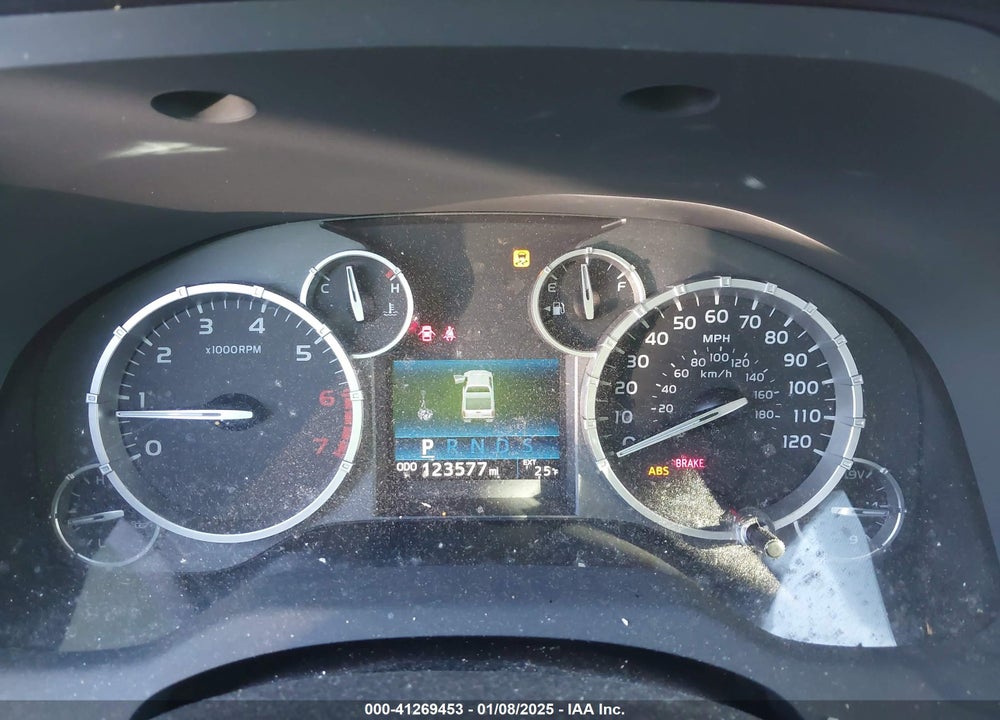 2017 TOYOTA TUNDRA SR5 5.7L V8 VIN: 5TFDW5F17HX672296