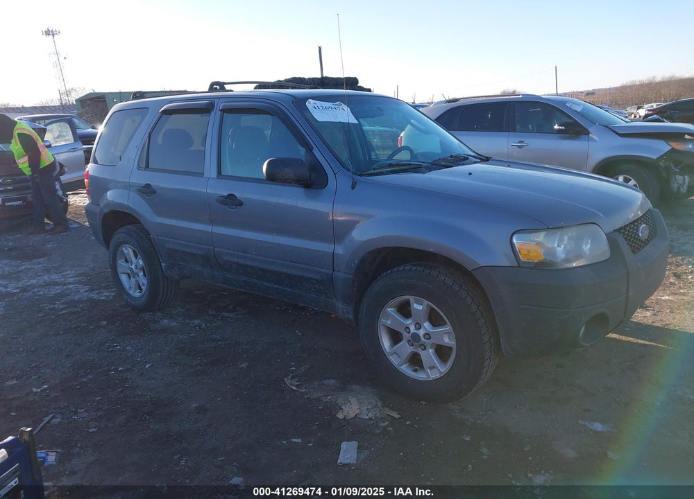 2007 FORD ESCAPE XLT/XLT SPORT VIN: 1FMCU931X7KA40445
