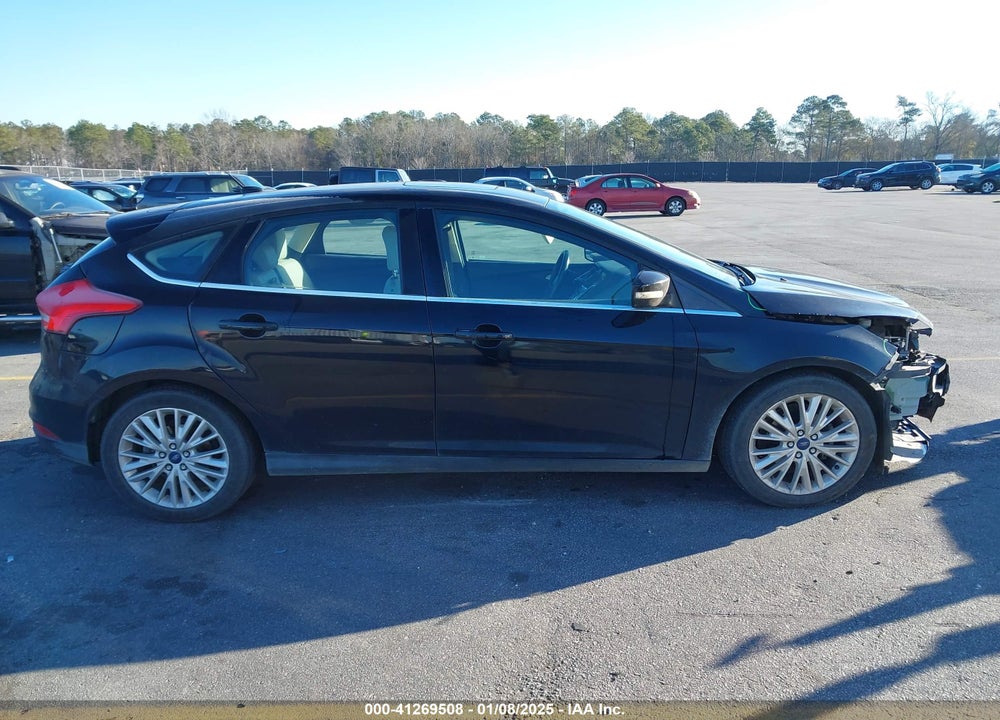2018 FORD FOCUS TITANIUM VIN: 1FADP3N28JL293970