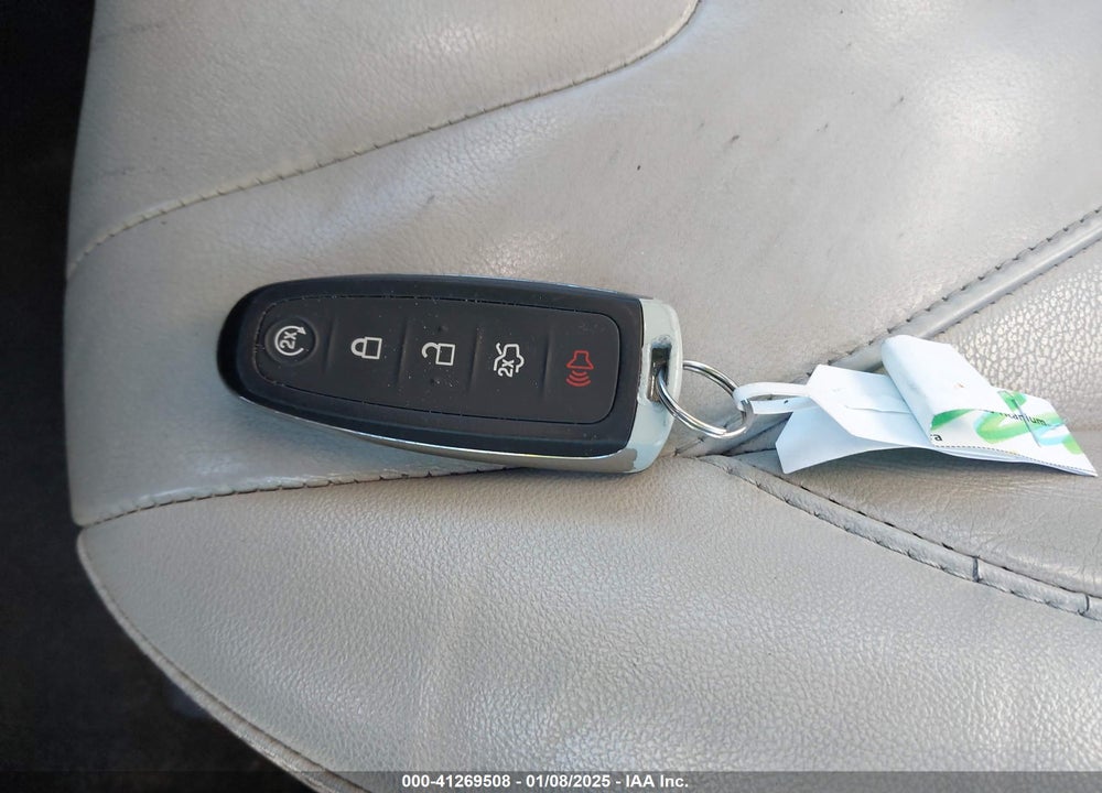 2018 FORD FOCUS TITANIUM VIN: 1FADP3N28JL293970