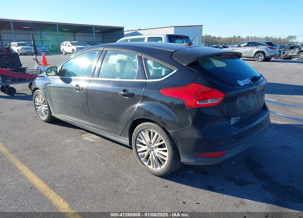 2018 FORD FOCUS TITANIUM VIN: 1FADP3N28JL293970