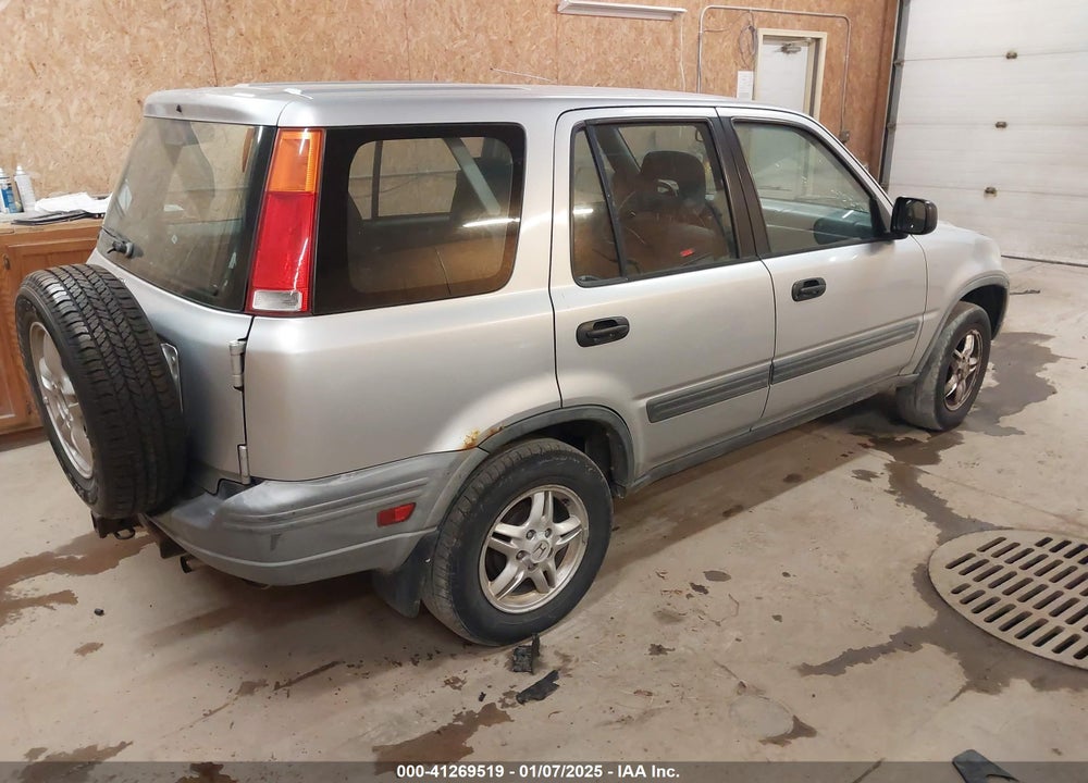 2001 HONDA CR-V LX VIN: JHLRD28431C003685
