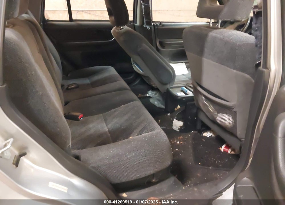 2001 HONDA CR-V LX VIN: JHLRD28431C003685