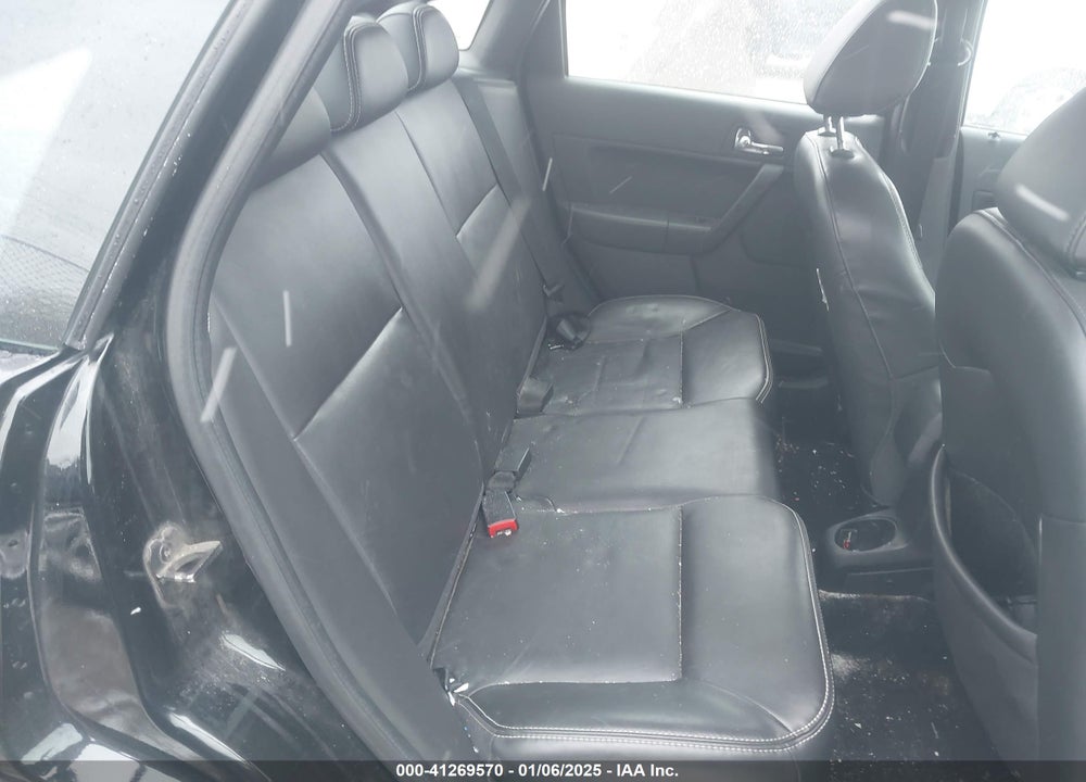 2011 FORD FOCUS SEL VIN: 1FAHP3HN9BW164109
