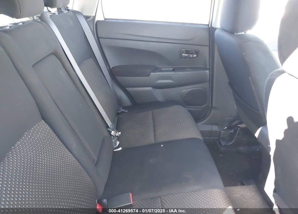 2016 MITSUBISHI OUTLANDER SPORT 2.0 ES VIN: JA4AP3AU0GZ060895