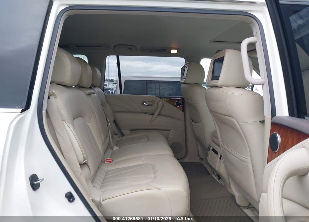 2015 INFINITI QX80 VIN: JN8AZ2NDXF9770846
