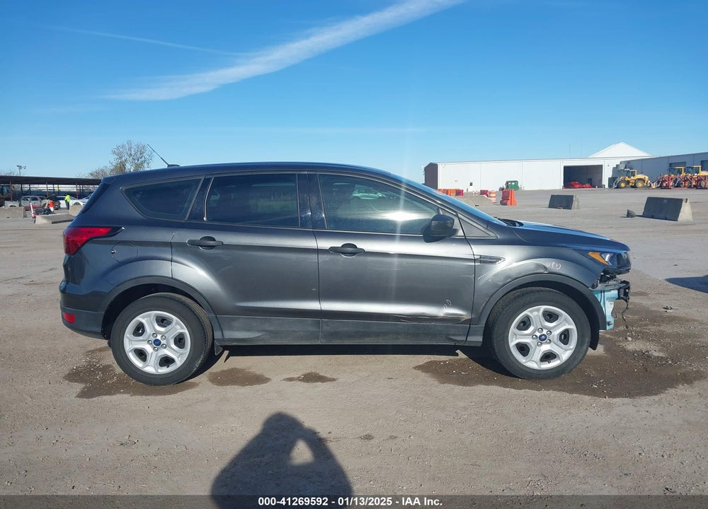 2019 FORD ESCAPE S VIN: 1FMCU0F71KUB57968