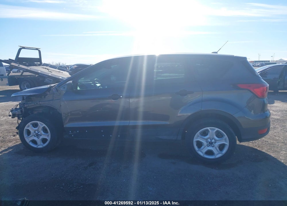 2019 FORD ESCAPE S VIN: 1FMCU0F71KUB57968