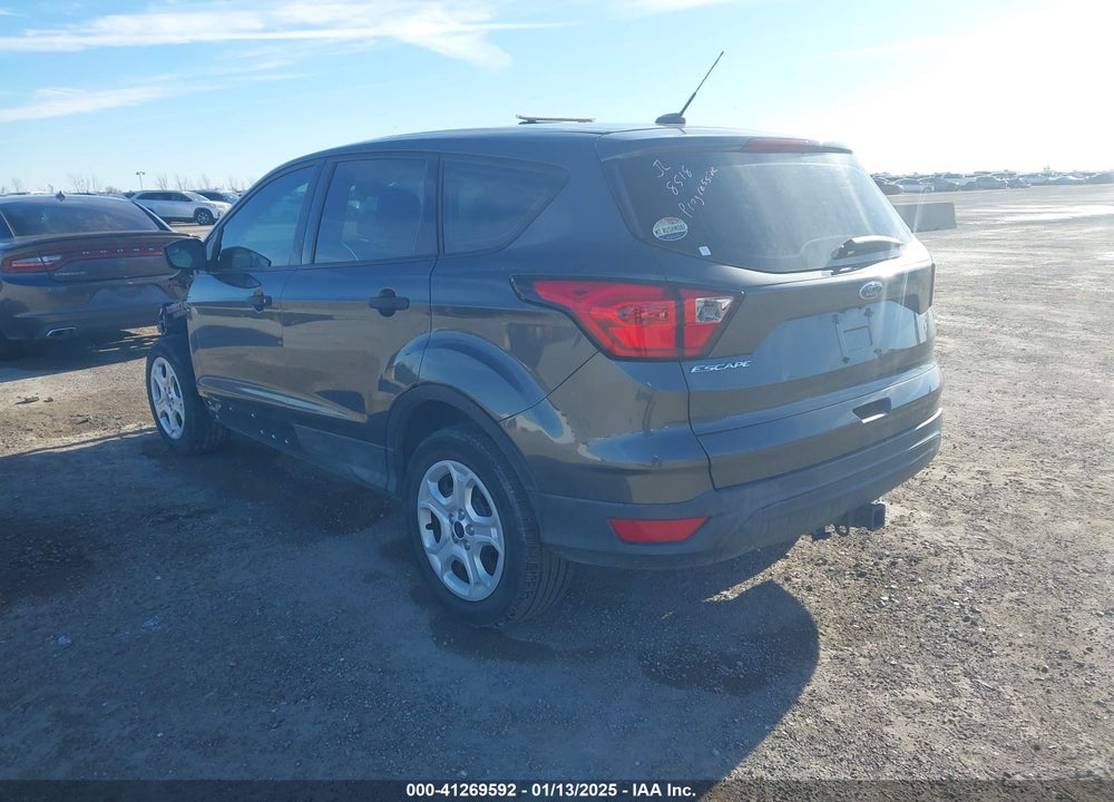 2019 FORD ESCAPE S VIN: 1FMCU0F71KUB57968