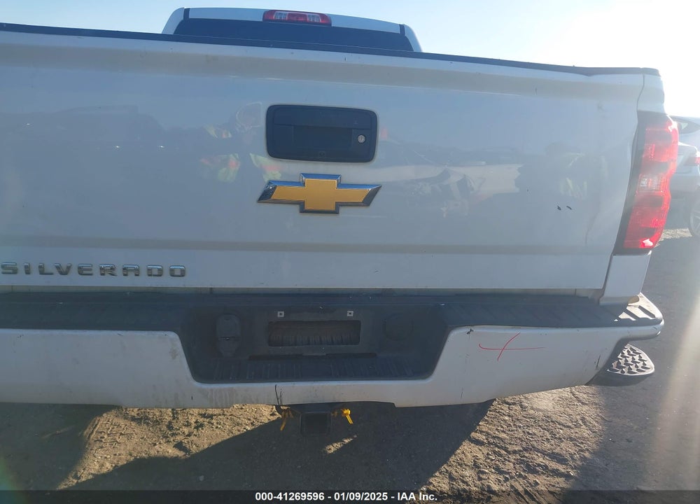 2018 CHEVROLET SILVERADO 1500 VIN: 1GCRCPEC7JZ133927