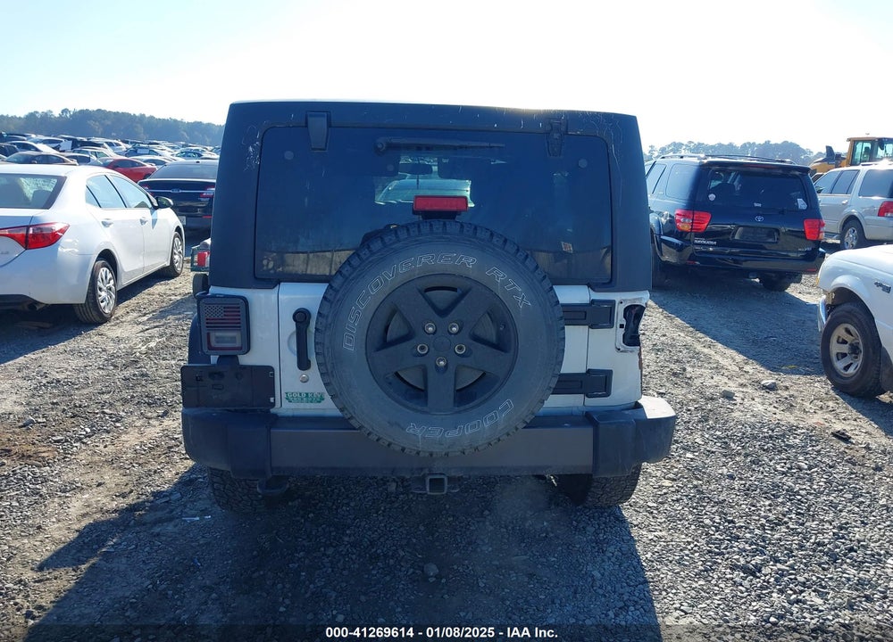 2016 JEEP WRANGLER UNLIMITED BLACK BEAR VIN: 1C4BJWDG8GL111016