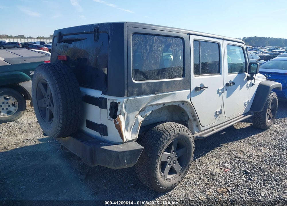 2016 JEEP WRANGLER UNLIMITED BLACK BEAR VIN: 1C4BJWDG8GL111016
