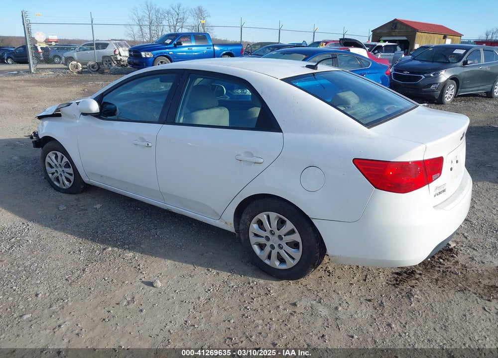 2011 KIA FORTE VIN: KNAFT4A27B5434458