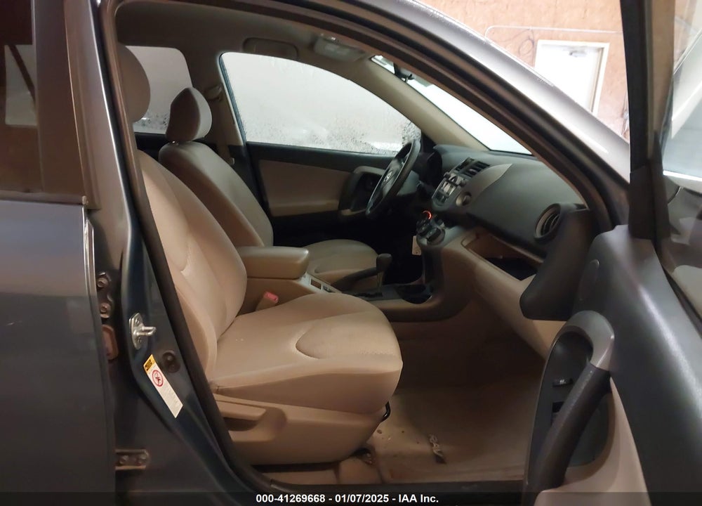 2007 TOYOTA RAV4 VIN: JTMBD33VX76033374
