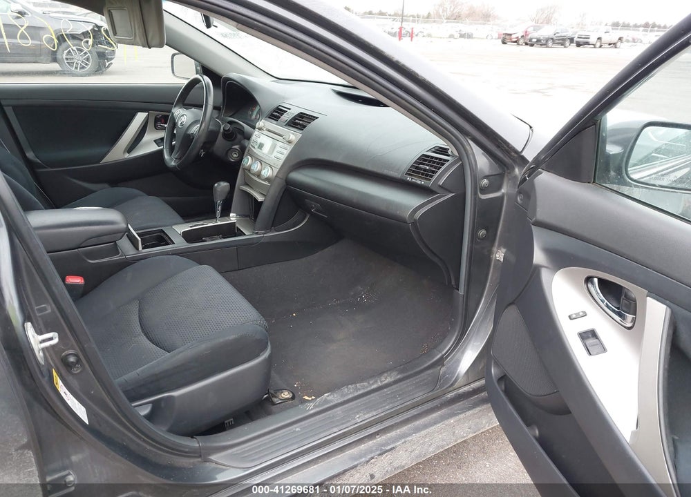 2008 TOYOTA CAMRY VIN: 4T1BE46KX8U732517