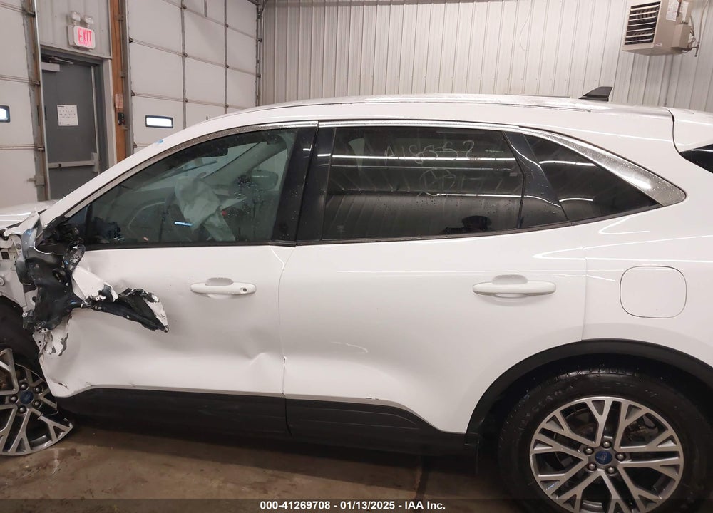 2022 FORD ESCAPE VIN: 1FMCU9H65NUA18052