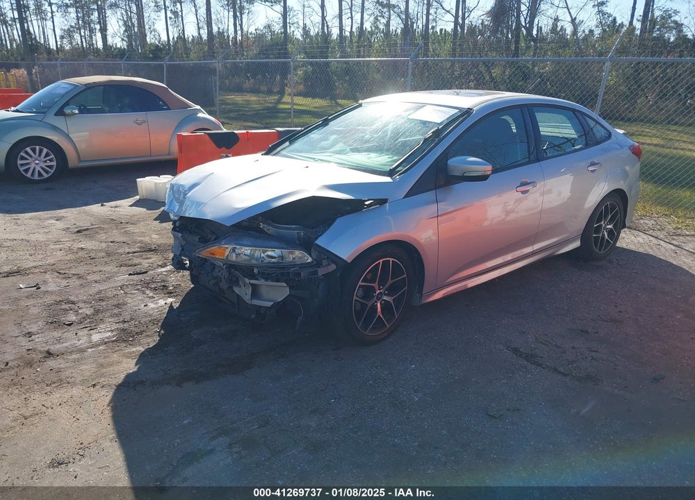 2015 FORD FOCUS VIN: 1FADP3F21FL215360