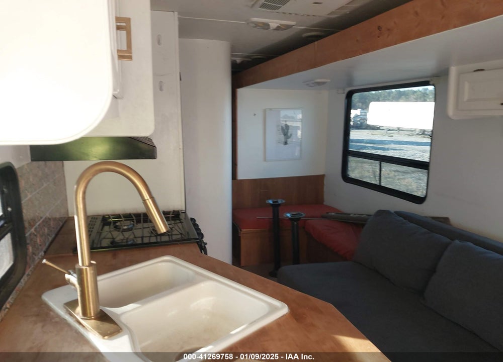 2016 UNKNOWN CATALINA VIN: 5ZT2CAXB0GT009186