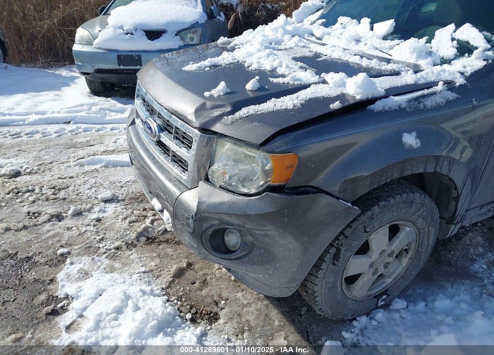 2010 FORD ESCAPE VIN: 1FMCU9D74AKC63879