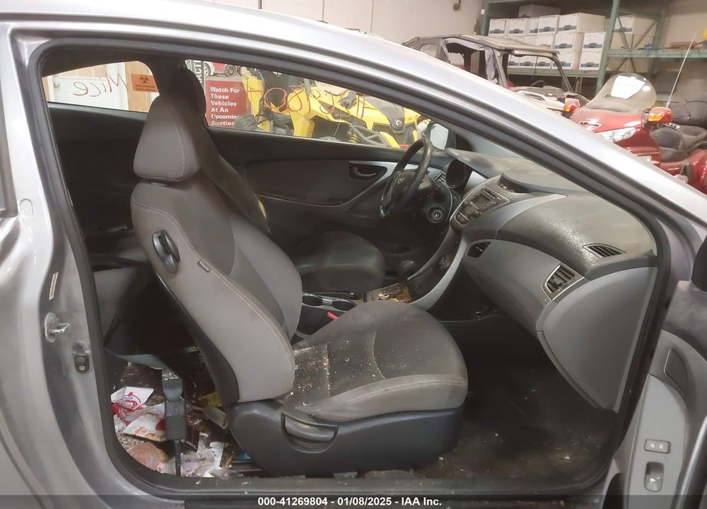 2013 HYUNDAI ELANTRA VIN: KMHDH6AE6DU013563