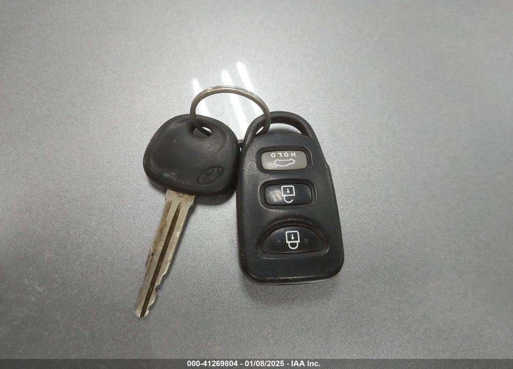 2013 HYUNDAI ELANTRA VIN: KMHDH6AE6DU013563