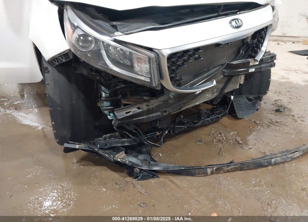 2017 KIA SEDONA LX VIN: KNDMB5C18H6226664