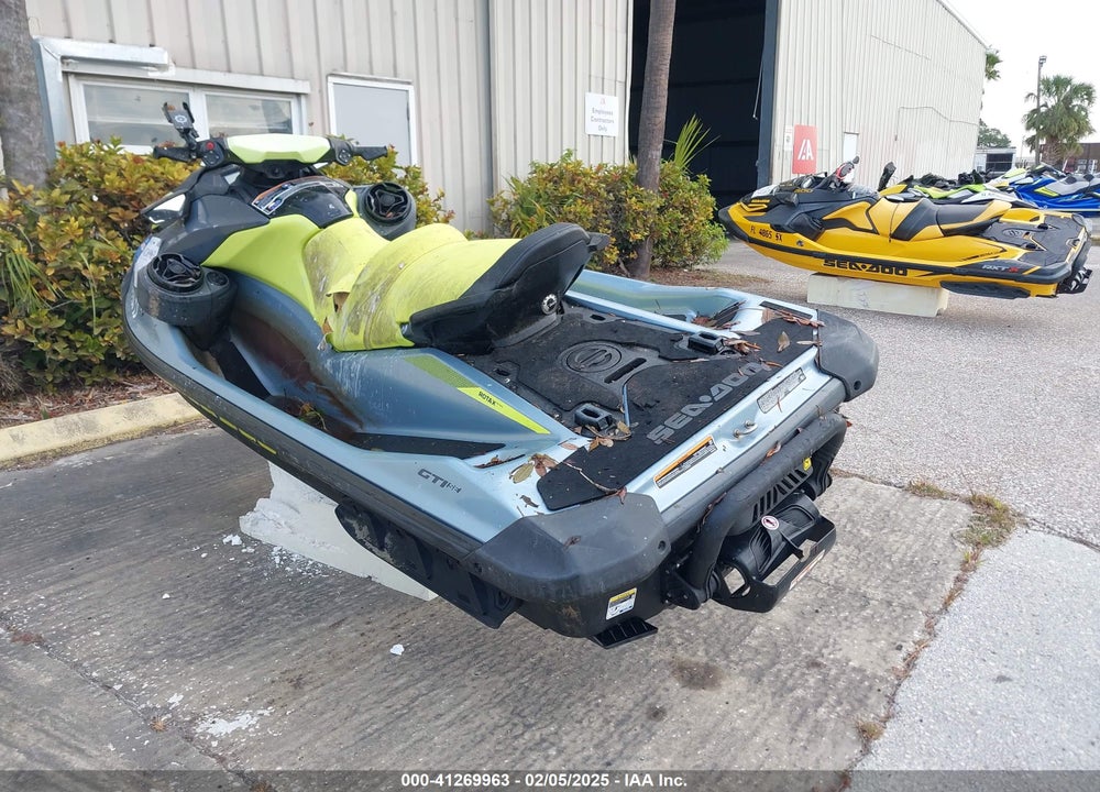 2022 SEA DOO GTI VIN: YDVA2569E222