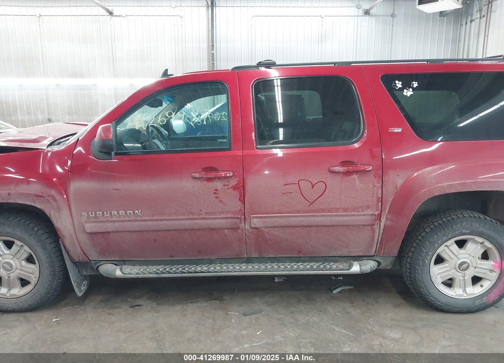 2013 CHEVROLET SUBURBAN 1500 LT VIN: 1GNSKJE7XDR321874
