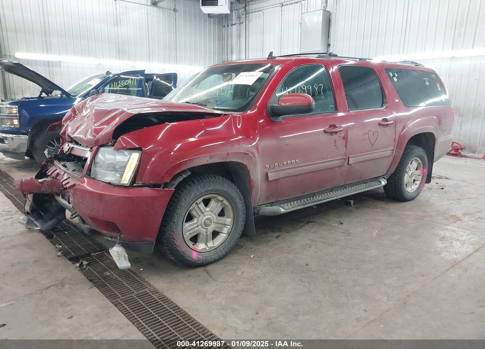 2013 CHEVROLET SUBURBAN 1500 LT VIN: 1GNSKJE7XDR321874