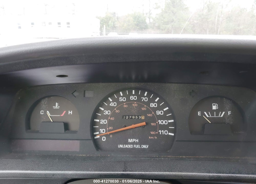 1990 TOYOTA PICKUP 1/2 TON SHORT WHEELBASE VIN: JT4RN81RXL0043091