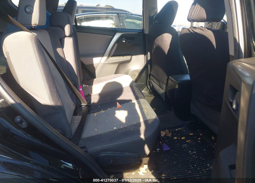 2015 TOYOTA RAV4 XLE VIN: 2T3RFREVXFW403714