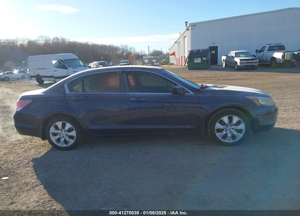 2008 HONDA ACCORD VIN: 1HGCP26818A039737