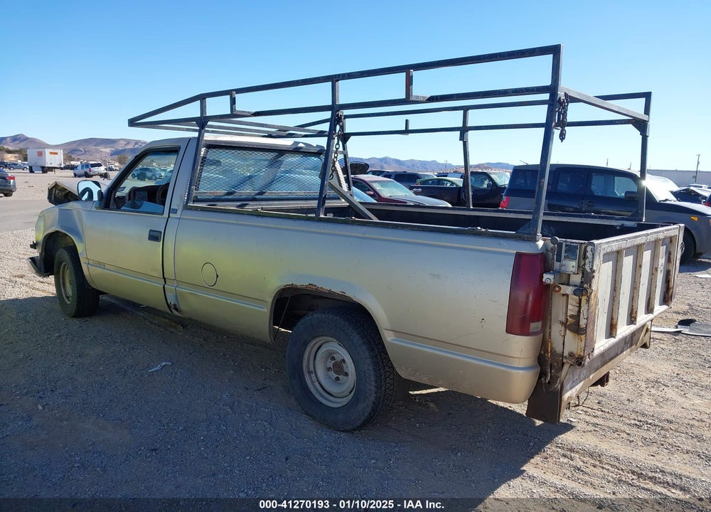 1988 CHEVROLET GMT-400 C1500 VIN: 2GCDC14Z9J1154008