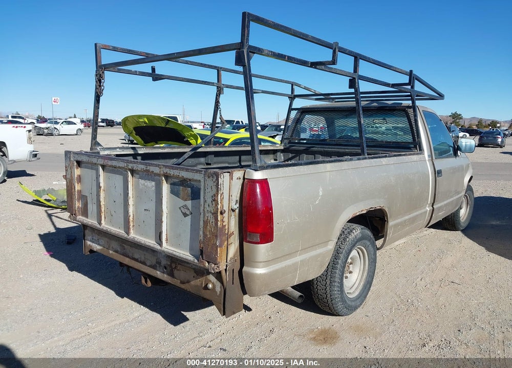 1988 CHEVROLET GMT-400 C1500 VIN: 2GCDC14Z9J1154008