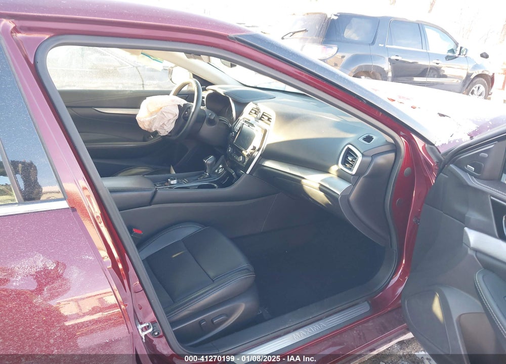 2017 NISSAN MAXIMA VIN: 1N4AA6AP7HC410052