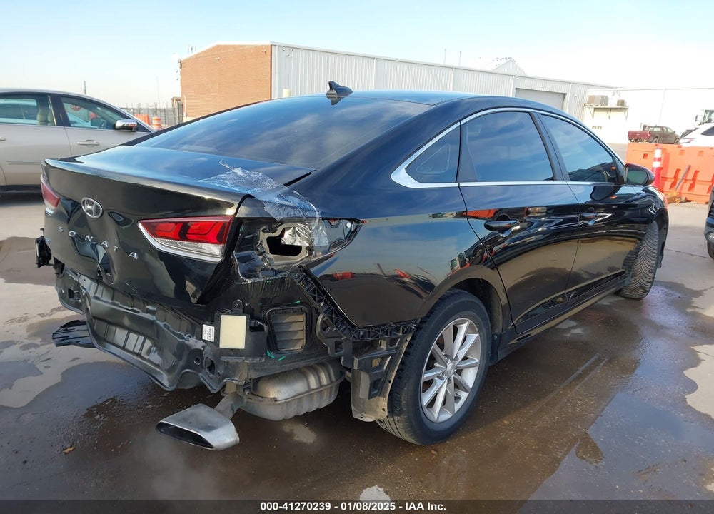 2018 HYUNDAI SONATA SE VIN: 5NPE24AF4JH702143