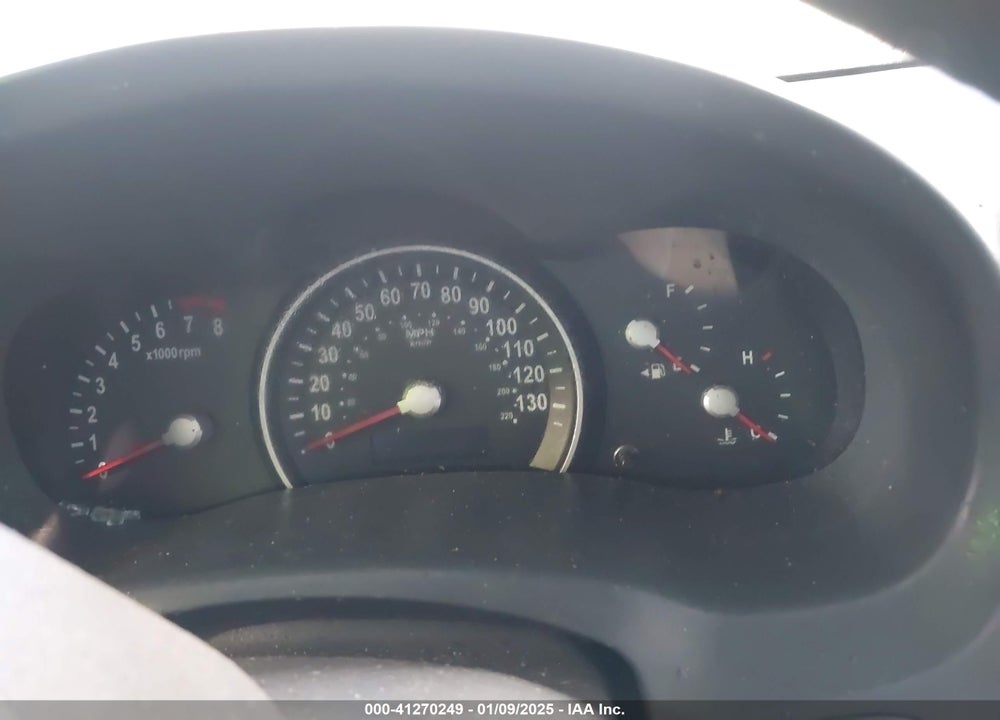 2011 KIA SEDONA LX VIN: KNDMG4C77B6405981