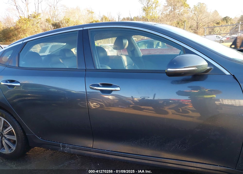 2019 KIA OPTIMA EX W/DUAL CLU VIN: 5XXGU4L18KG379815