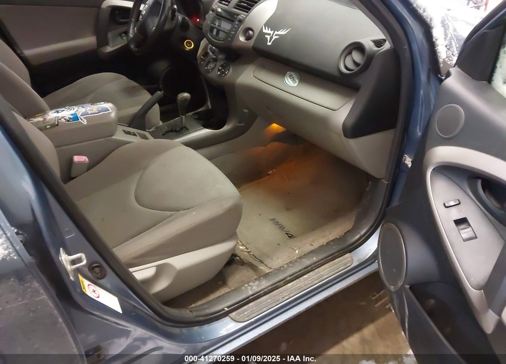 2006 TOYOTA RAV4 LIMITED VIN: JTMBD31V565047447